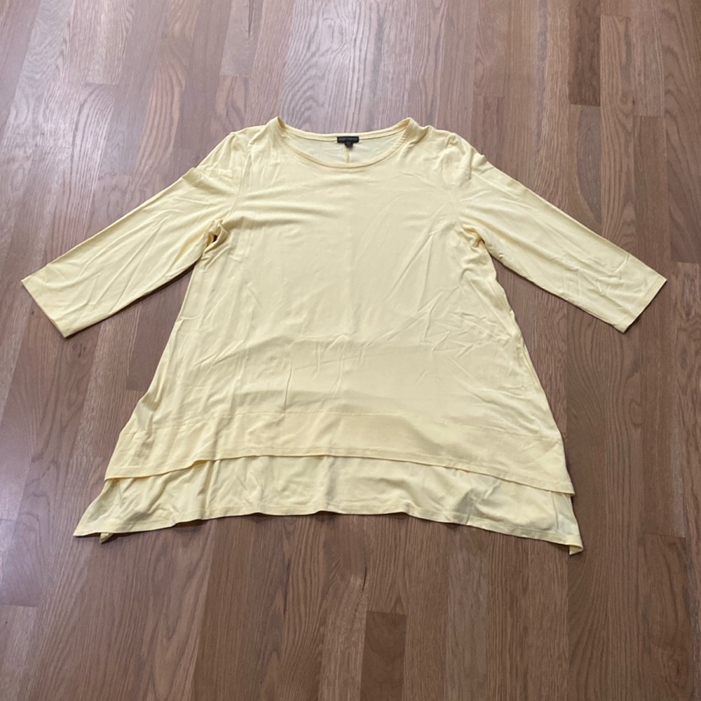 Coco + Carmen Women’s Yellow Rayon Spandex Comfy 3/4 Sleeve Shirt Top